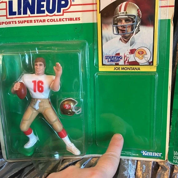 Starting Lineup Football Figures Lot - Montana, Aikman, Marino, Sanders, Warren - Picture 11 of 12